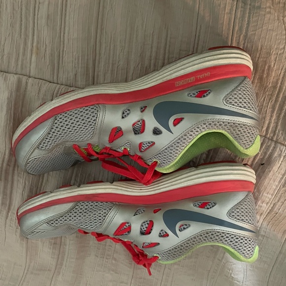 Nike dual fusion sneakers - Picture 4 of 6